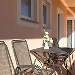 Scenic Elegant Krk With Balcony And Pool 아파트 크르크