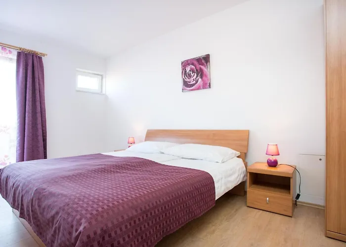 Apartment Scenic Elegant Krk With Balcony And Pool *