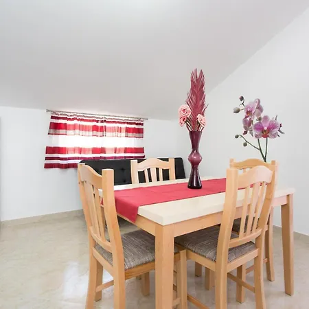 Apartman Scenic Elegant Krk With Balcony And Pool *