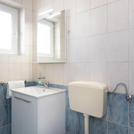 Apartment Scenic Elegant Krk With Balcony And Pool Krk Town