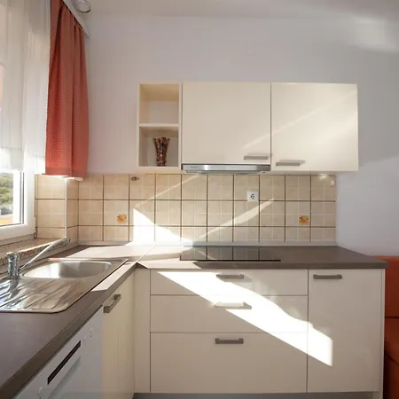 Apartment Scenic Elegant Krk With Balcony And Pool