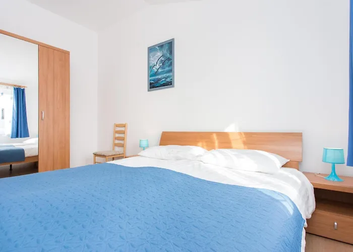 Scenic Elegant Krk With Balcony And Pool Apartman Krk Town