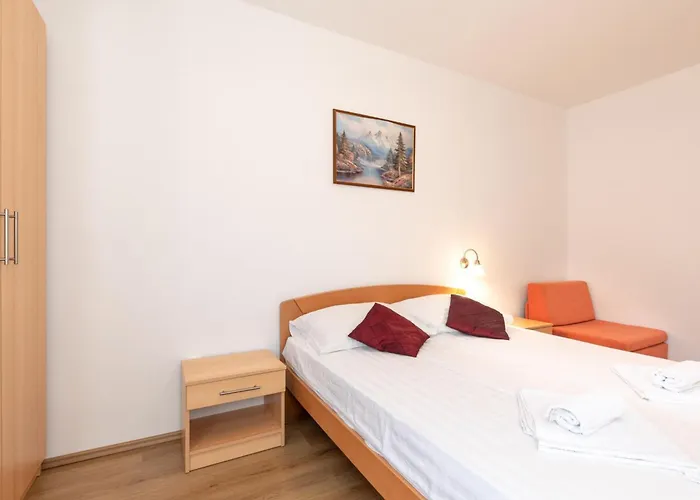 Apartman Scenic Elegant Krk With Balcony And Pool