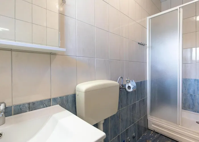 Apartman Scenic Elegant Krk With Balcony And Pool