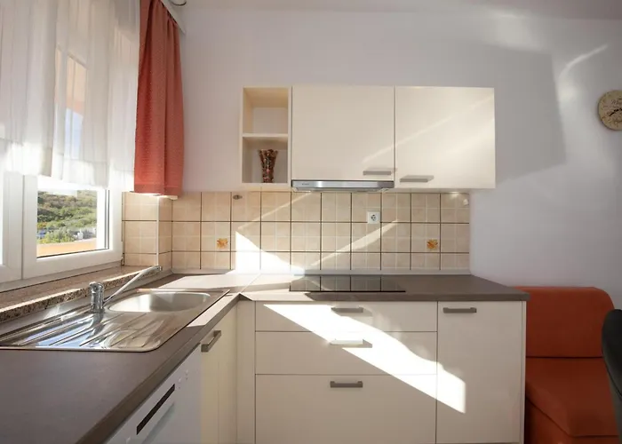 Apartman Scenic Elegant Krk With Balcony And Pool